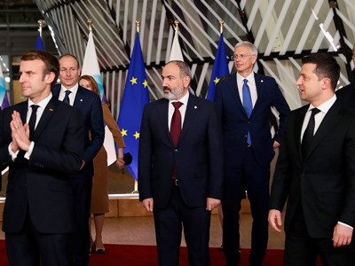 Armenia PM attends 6th Eastern Partnership Summit