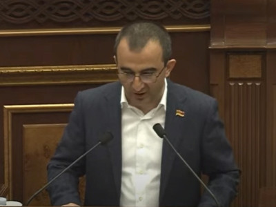Armenia MP released from custody calls on releasing other heads of communities of Syunik Province in parliament