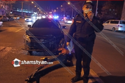 Երևանում բախվել են Porsche Cayenne-ն ու Toyota Corolla-ն. 2 անչափահաս աղջիկներ տեղափոխվել են հիվանդանոց