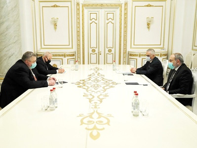 Armenia premier, Russia deputy PM discuss prospects for restoration of communications in South Caucasus