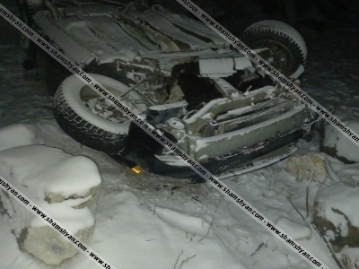 Մերկասառույցի պատճառով 57-ամյա վարորդը Dodge-ով Գեղարքունիքի մարզում գլխիվայր հայտնվել է ձորակում. կա վիրավոր