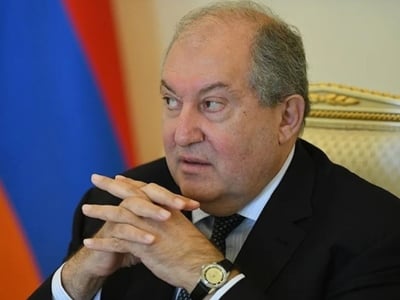 Armenian President congratulates Justin Trudeau