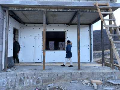 Շուռնուխցին այսօր պատուհանից հետևում է, թե ինչպես է թշնամին հաստատվել իր հողում. Թագուհի Թովմասյան