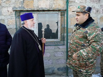 Catholicos of All Armenians visits combat positions