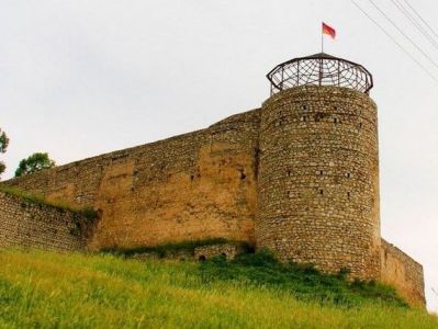 Armenian traces destroyed in occupied Shushi