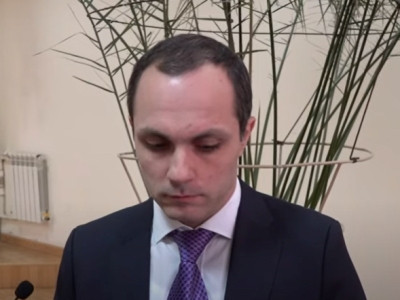 Նախաքննության փուլում քաղաքական գործիչը կարծիք է հայտնում, թե ինչու այսինչ անձը չի կալանավորվել. Դա սխալ է. դատավոր