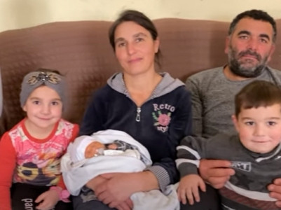 Armenia family has 10th child