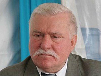 Экс-президент Польши Лех Валенса заразился коронавирусом