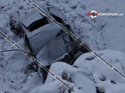 Կոտայքում Mercedes-ը մոտ 80 մետրից ընկել, բախվել է քարերին և հայտնվել անդունդում. Վարորդի վիճակը ծայրահեղ ծանր է