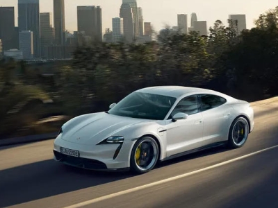 Porsche Taycan էլեկտրամոբիլը Գինեսի ռեկորդ է սահմանել՝ արագ լիցքավորման շնորհիվ