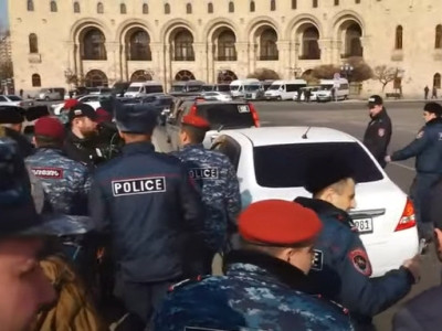 ԱՊՊԱ-ի վճարների դեմ բողոքողներին բերման ենթարկելու հետ կապված ՄԻՊ-ի ներկայացուցիչներն այցելել են ոստիկանություն