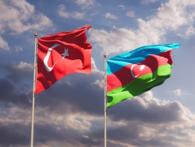 Defense Ministers of Azerbaijan and Turkey discuss military cooperation