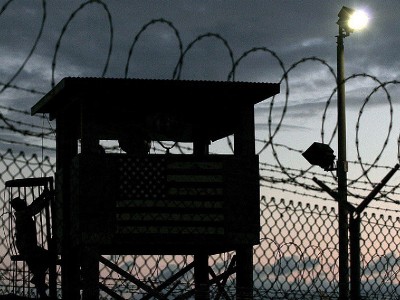 Ecuador prisoners stage clashes