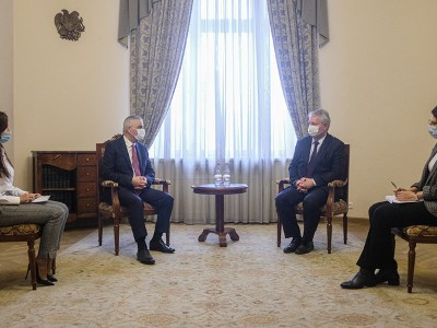 Armenia deputy PM, Germany envoy discuss work on unblocking regional transport routes