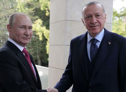 Путин пожелал Эрдогану и его жене выздоровления от COVID-19