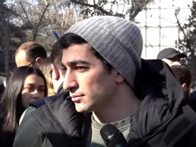 Պինդ տղերք են, չեն կզել, դրա համար պետք է զգան, որ մենակ չեն. Լեւոն Քոչարյանն այսօրվա դատից մեծ ակնկալիք չունի