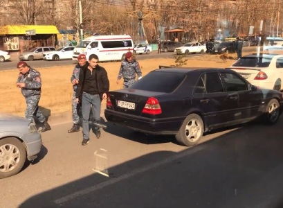 Ոստիկանությունը իրավունք չունի ուժեղացված ծառայության անվան տակ խուզարկել մեքենաները. փորձագետ