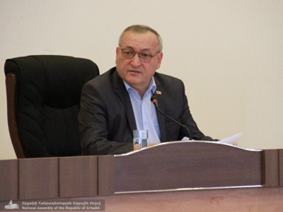 Արցախի ԱԺ նախագահը աշխատանքային խորհրդակցություն է հրավիրել