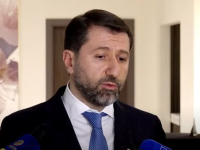 «Դա շատ օգտակար է». Ինչո՞ւ է Փաշինյանի օգնական Աննա Վարդապետյանը մասնակցում Սահմանադրական բարեփոխումների խորհրդի նիստին