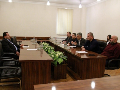 Արցախի ԱԺ խմբակցությունները Գլխավոր դատախազի հետ պատերազմին վերաբերող քրեական գործերի ընթացքն են քննարկել