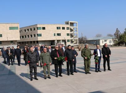 Արցախի քաղաքական եւ ռազմական վերնախավը Շարժման 34-րդ տարեդարձի կապակցությամբ  այցելել է Ստեփանակերտի հուշահամալիր