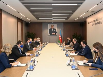 Azerbaijan demands from Armenia but does not want to fulfill its own promises