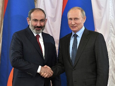 Armenia PM invites Vladimir Putin to visit Armenia