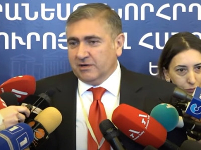«Վավերացրել են, բա ուրիշ ի՞նչ պետք է անեին, պաչեին, դնեին ճակատների՞ն». Արթուր Խաչատրյանը՝ «Շուշիի հռչակագրի» մասին