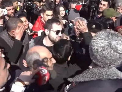 Scuffle breaks out in front of Yerevan Sports and Concert Complex