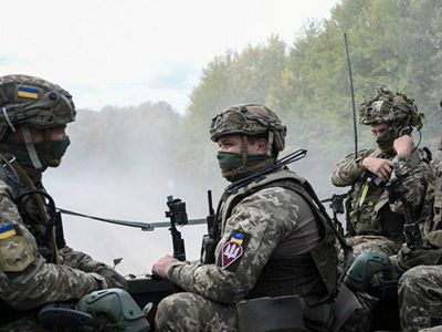 Ukraine army says it destroyed 2 Russia tanks, several military trucks