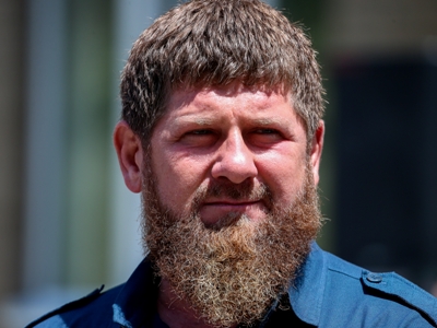 Chechen ruler says 70,000 of his volunteers will fight for Russia