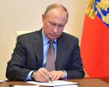 Putin signs decree imposing special economic measures regarding US unfriendly actions