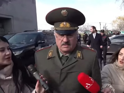 Armenia army has not been and will not be politicized, says acting chief of the general staff
