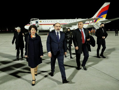 Armenia premier arrives in France on working visit