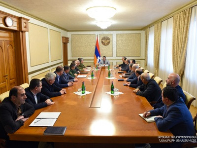 Սադրանքների դիմելով՝ Ադրբեջանը նպատակ ունի հայաթափել Արցախը․ Արայիկ Հարությունյանը՝ ԱԽ նիստին