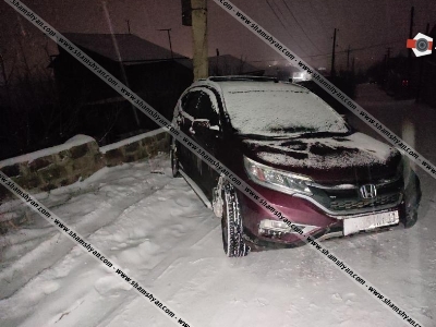 Գիշերը Ձորաղբյուրում BMW-ն բախվել է ԱԺ պատգամավոր Հրաչյա Հակոբյանին սպասարկող Honda CRV-ին