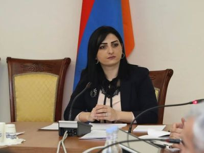 Գյումրիում ոստիկանները գետնին են տապալել քաղաքացուն, ինչի հետևանքով կոտրվել է նրա ձեռքը․ Թ․ Թովմասյան