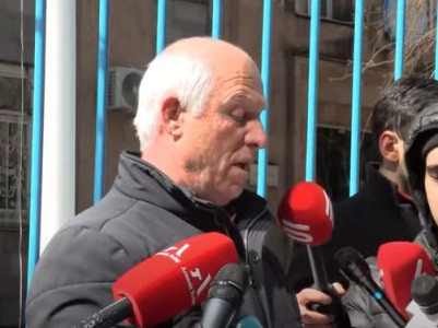 Refugees from Karabakh holding protest rally in downtown Yerevan