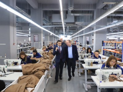 Փոխնախարարն այցելել է «Սասստեքս» և «Սարտեքս» ընկերություններ. հնչեցվել են առաջարկներ ոլորտի զարգացման վերաբերյալ