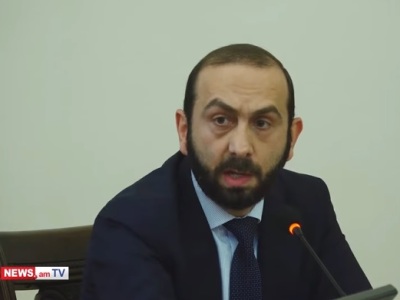 «Եվ սենց գնում եք բանակցելո՞ւ». Արարատ Միրզոյանն ու Արմեն Ռուստամյանը վիճեցին