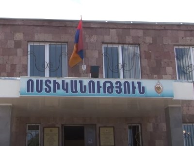 Ավտոտնակից գողացել էր «Տոյոտա Պրադոն», տնից՝ հրացաններ ու մոտ 100 կգ մեղր