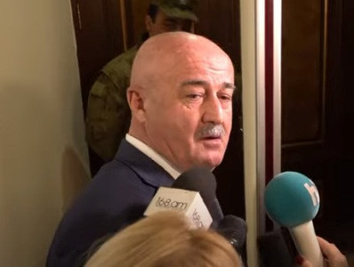 «Պատերազմ է, պա–տե–րազմ, գազը պատերազմի հետ կապ չունի՞»․ Հովիկ Աղազարյան