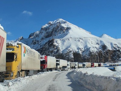 «Եղբայրս 30 օր Լարսում է, մեքենայի մեջ են ապրում, սնունդն ահավոր թանկ է»․ ի՞նչ վիճակում են հայ վարորդները