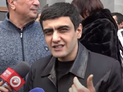 «Մենք մեղք չունենք, որ իրենք փոքր ժամանակ կամ հիմա կյանքում իրենց չեն գտել». Առուշանյանը՝ իշխանությունների մասին