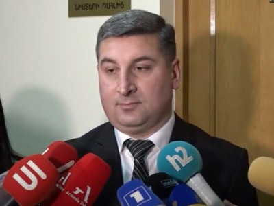 Վեդիում եղել է պարզ ընտրական պրոցես, քանի որ երկու խումբ էր, միգուցե մի փոքր լարվածություն կար. Սանոսյան