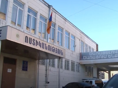 Մենեջերը քաղցրավենիք գողացած անչափահաս աղջիկներին փակել է պահեստում և ծնողներից 1000 դոլար պահանջել