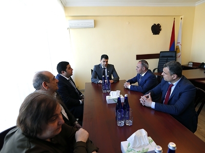 Քաղաքապետ Հրաչյա Սարգսյանը ներկայացրել է Արաբկիր վարչական շրջանի նոր ղեկավարին