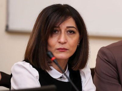 Ի՞նչ խնդիր կա, որ Պապիկյանը մասնակցել է քարոզարշավին, նա ՊՆ ղեկավարն է, ոչ թե ԳՇ պետը․ Արփի Դավոյան