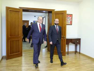 OSCE Chairman-in-Office arrives in Armenia