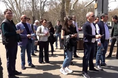 Բոլորիդ հրավիրում ենք հանրահավաքի` ի պաշտպանություն Արցախի եւ Հայաստանի. իրազեկման ակցիա Երեւանում